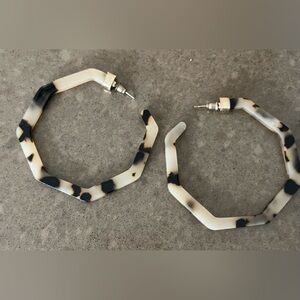 Classic With A Twist Tortoise Shell Hexagon Hoop Earrings